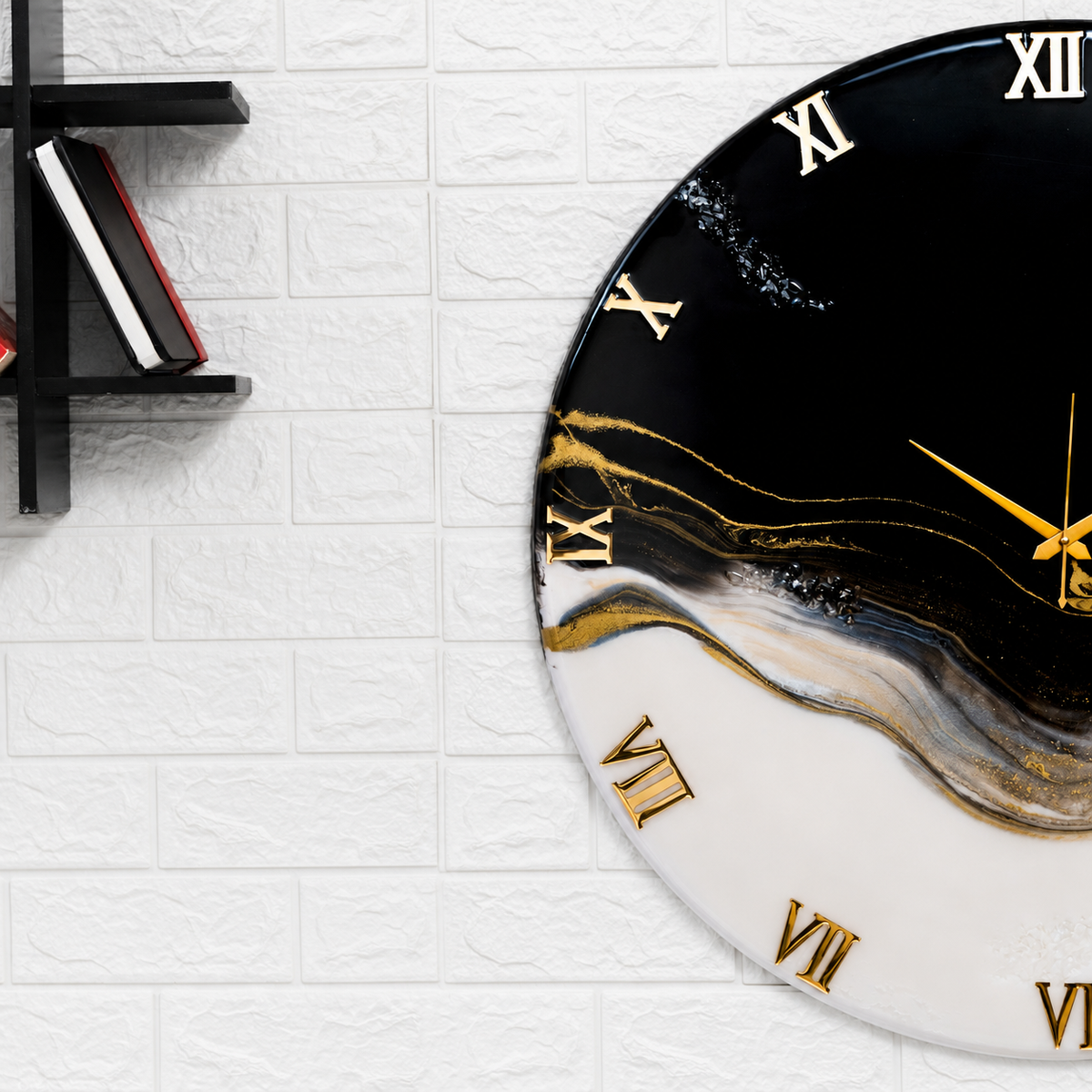 Monochrome Current handmade resin clock — design reference 4